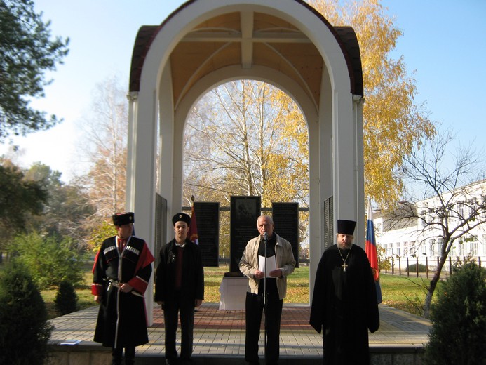 Воронежская краснодарский край. Станица Воронежская Краснодарский край. Ст Воронежская Усть-Лабинского района. Краснодарский край Усть-Лабинский район станица Воронежская. Храм станицы Некрасовской Усть Лабинский район.